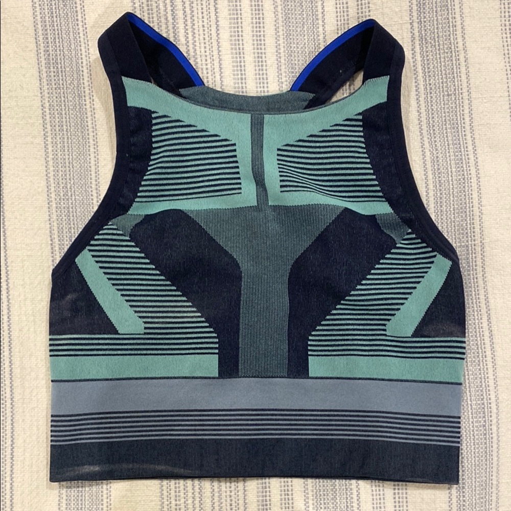 Black and Green Racerback Sports Bra with Geometric Design